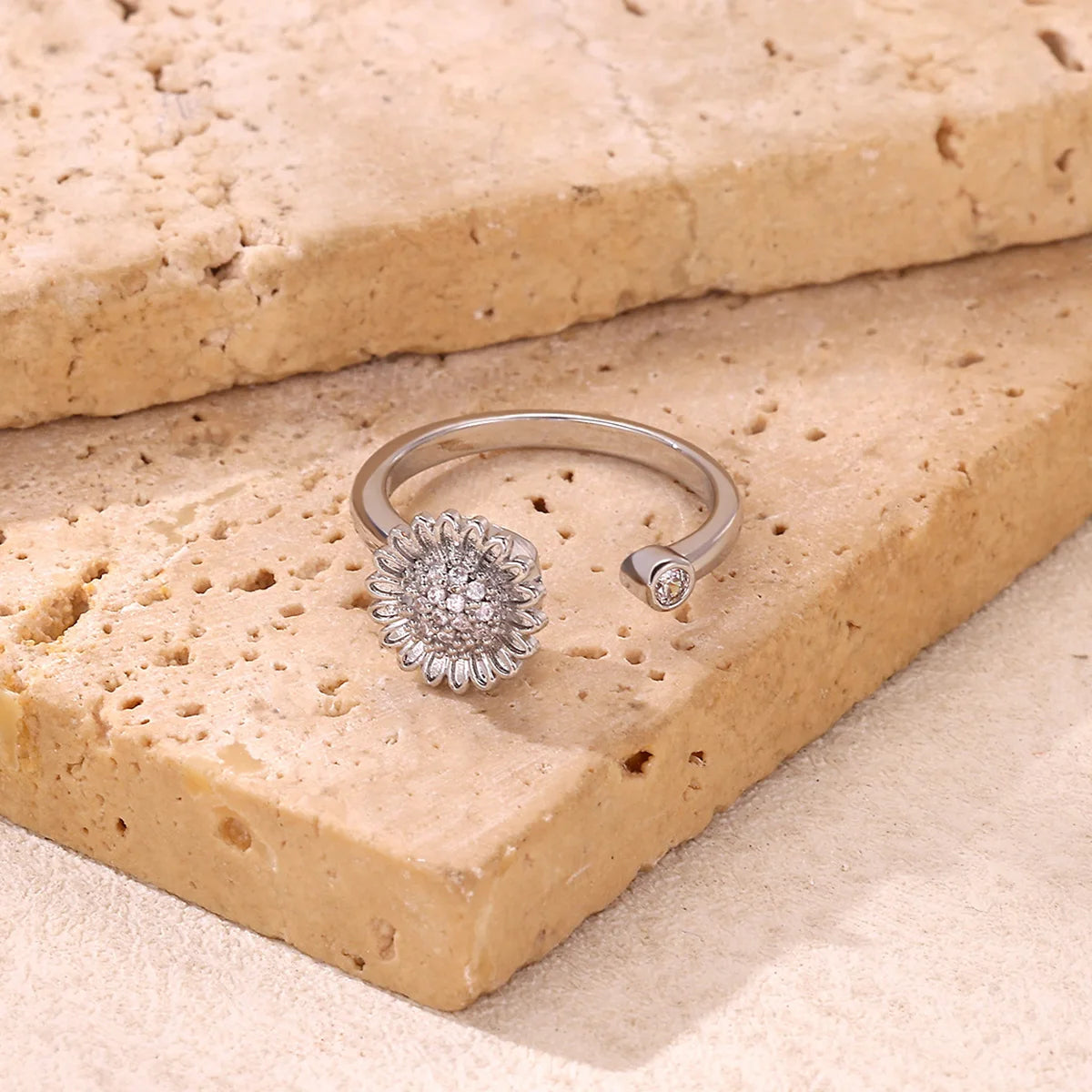 Women's Spinner Ring Luxury Four Clover Flower Rings