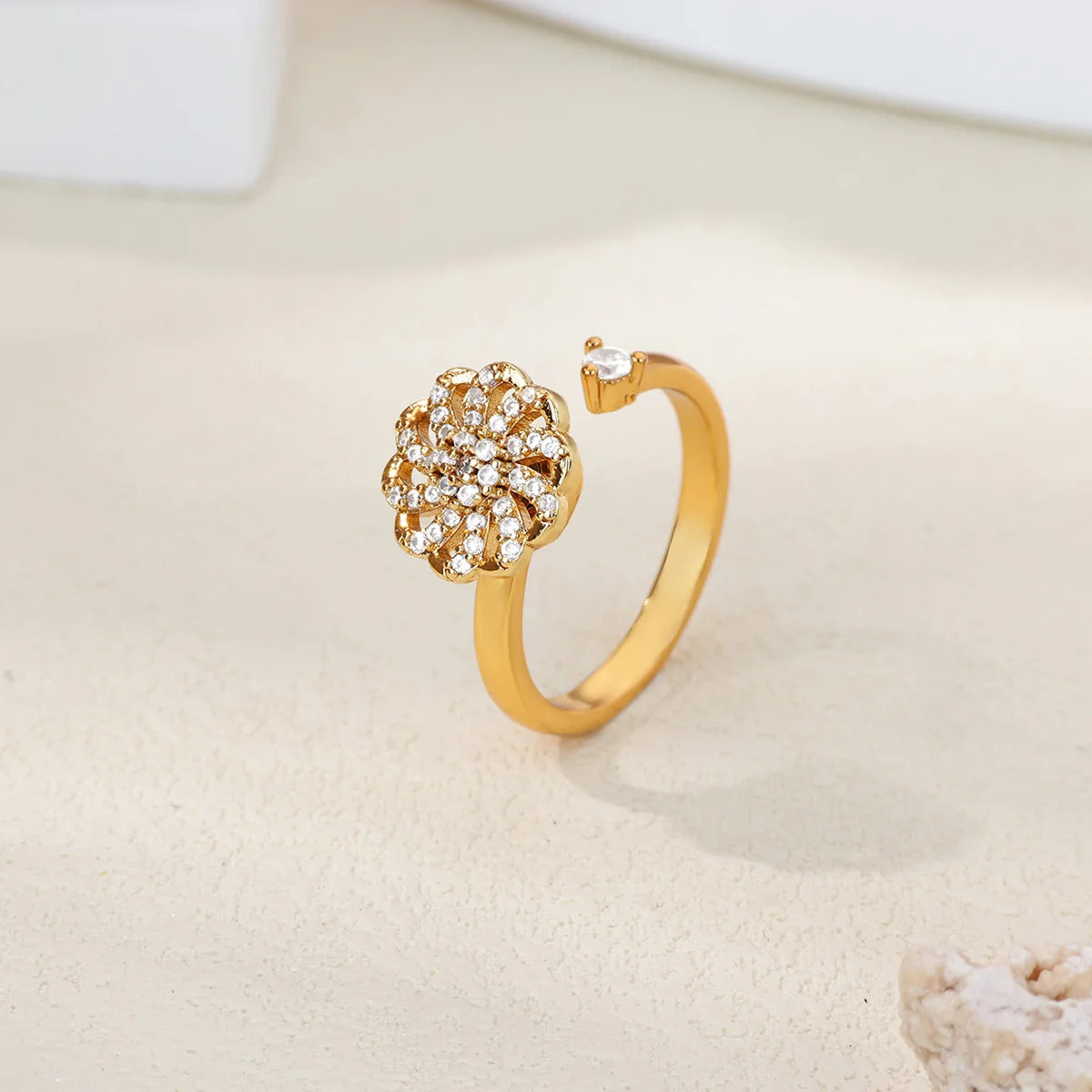 Women's Spinner Ring Luxury Four Clover Flower Rings